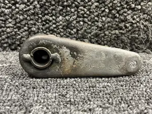 35-944011 Beechcraft K35 Cowl Flap Control Arm LH